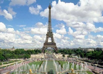 В рамках визита Порошенко во Францию подписан контракт на поставку вертолетов и средств тактической радиосвязи