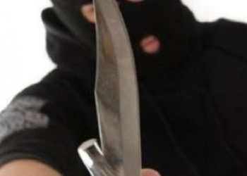 В Вознесенске вооруженный грабитель напал на продавщицу хлебного киоска