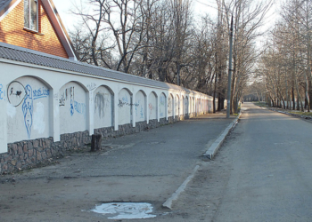 Это ж каких людей выселят, если доведут до конца… Прокуратура считает, что земли «Партизанской искры» были переданы под коттеджи незаконно