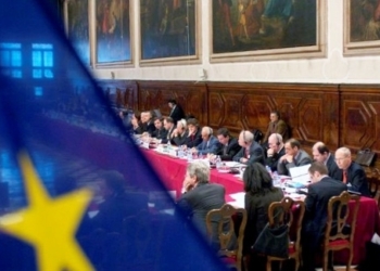 Венецианская комиссия выступает за сохранение неприкосновенности нардепов