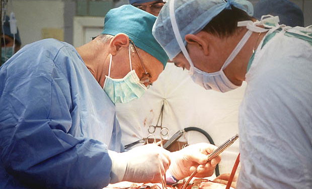 Хорошая новость! Канадские хирурги 10 дней будут бесплатно оперировать наших военнослужащих!