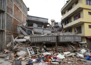 МИД Украины: 28 украинцев в Непале вышли на контакт, с 17-ю связи пока нет