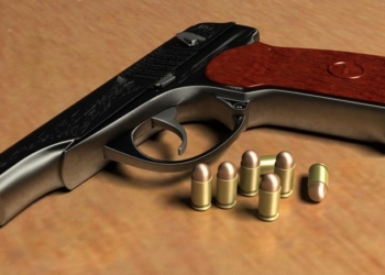 В одной из воинских частей Николаевского гарнизона военнослужащий украл пистолет Макарова и сбежал