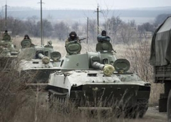 Рашисты прячут «отведенные» САУ в гаражах