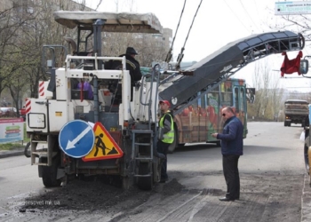 В Николаеве поставлена задача в первую очередь привести в порядок дороги на городское кладбище