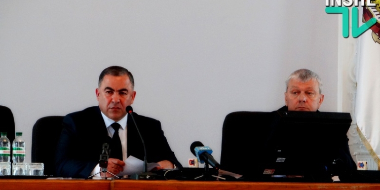 В Николаевском горсовете – рокировки: фракция «ОппоБлок» потеряла депутата, а фракция «Батькивщины» самораспустилась