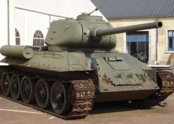 На латвийско-белорусской границе задержан танк Т-34