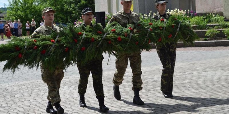 «Партизанская искра»: Николаевщина отдала дань памяти героям-подпольщикам