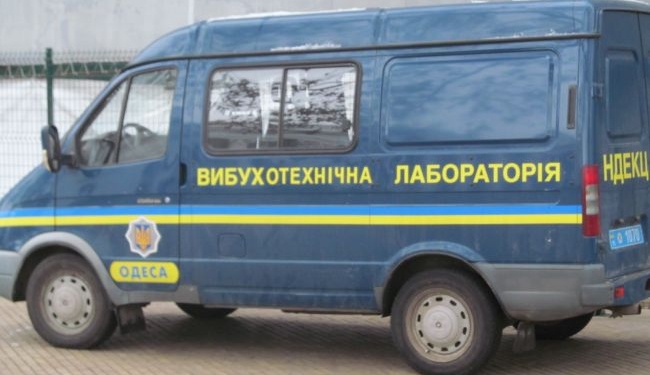 Снова ночной взрыв в Одессе – взрывчатку заложили в коммуникационный колодец