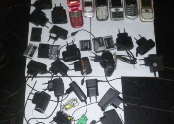 Туалет, как место передачи: 20 зарядных устройств и 6 мобильных телефонов передали осужденному Ольшанской исправительной колонии