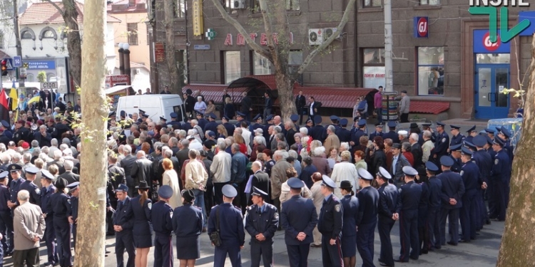 Первомай в Николаеве. Отвратительное зрелище