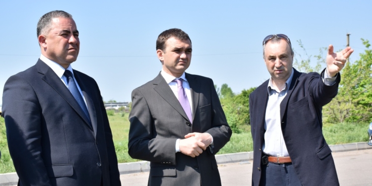 Гранатуров с Мериковым присмотрели место под новое кладбище для жителей Николаевщины