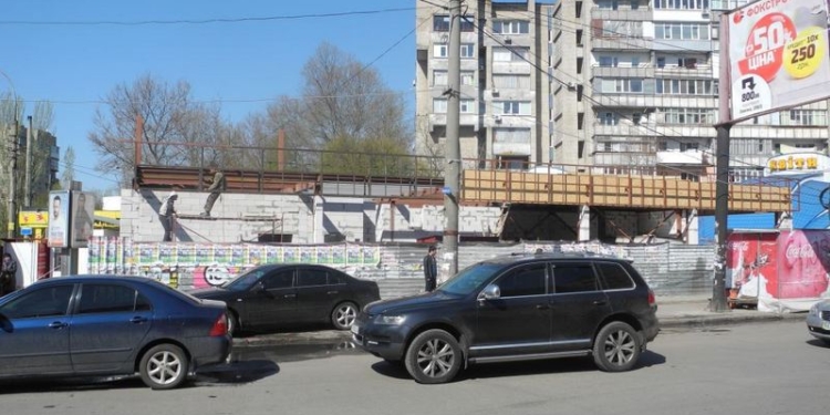 ГАСИ остановила стройработы на ул.Дзержинского в Николаеве