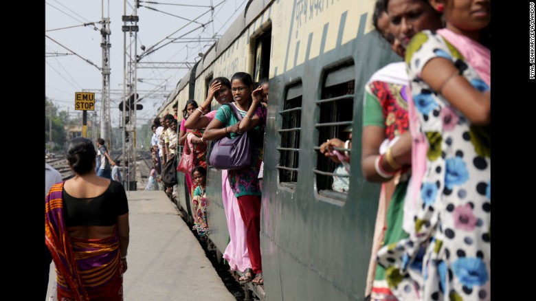 В Индии из-за страшной жары погибло уже 150 человек. Врачи призывают не работать днем 1