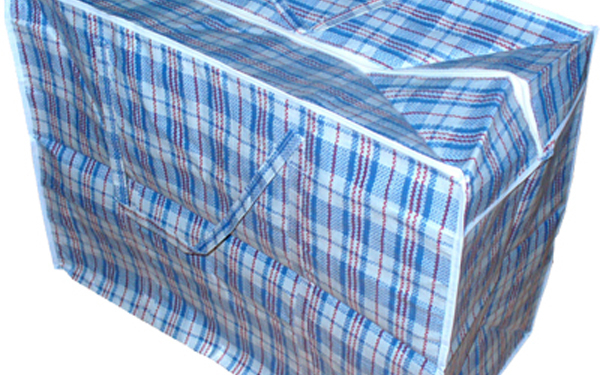 В Первомайске девушка хотела продать сумку мошеннику – лишилась 30-ти тысяч гривен