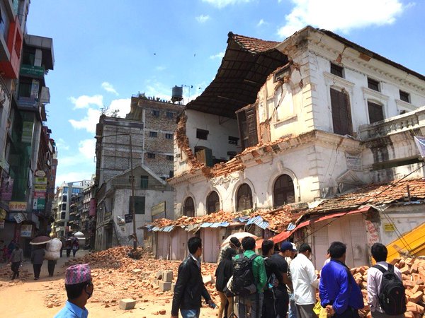 В Непале произошло новое землетрясение магнитудой 7,4: 26 человек погибло 1
