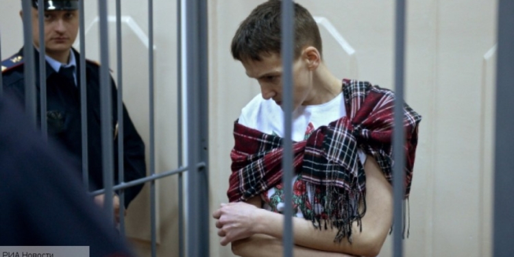 Для Надежды Савченко в суд вызывали скорую, но врачи сочли ее состояние нормальным