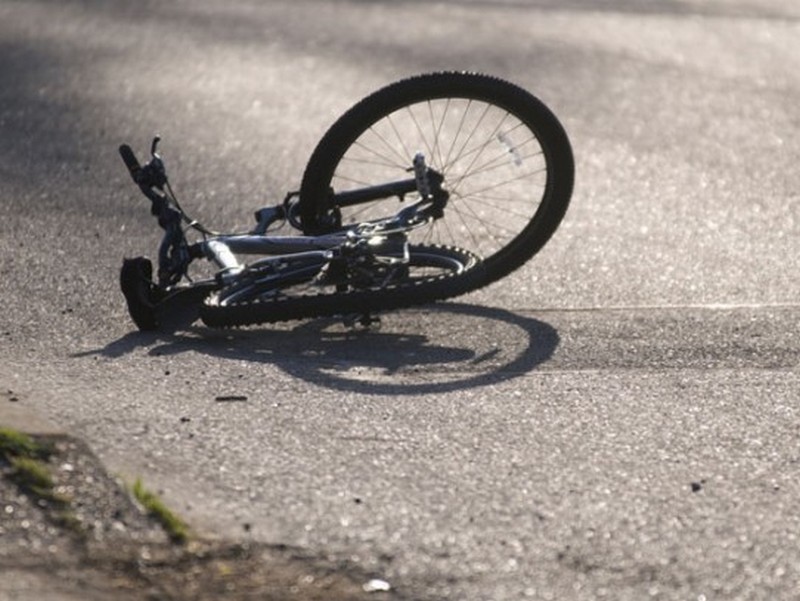 В Донецкой области экскаваторщик ВСУ насмерть сбил велосипедиста. В штабе АТО обещают наказать виновных в трагедии 1