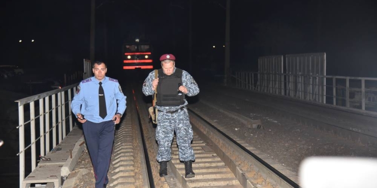 В Одессе взорвали мост