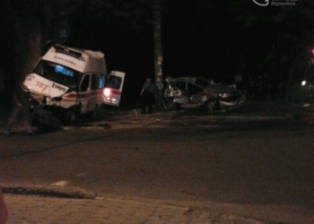 В Мариуполе пьяные бойцы «Азова» попали в ДТП со “скорой”