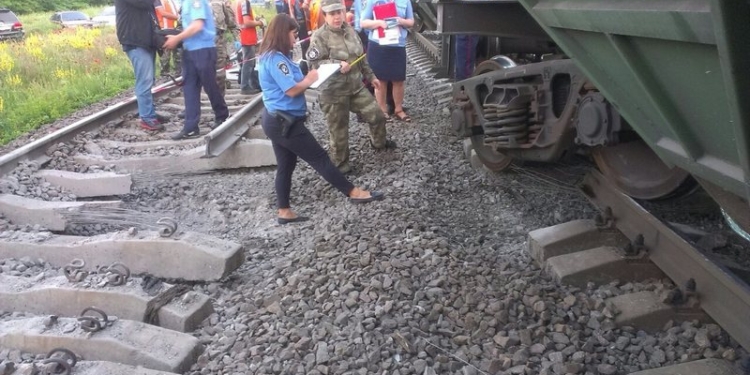 В Одесской области диверсанты подорвали взрывное устройство под грузовым поездом