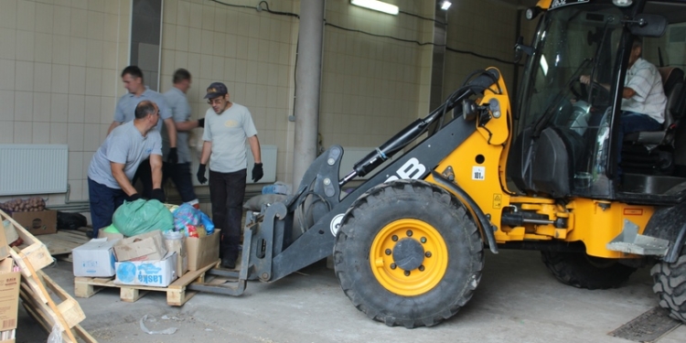 Гумконвой из Николаевской области дошел в Луганскую область