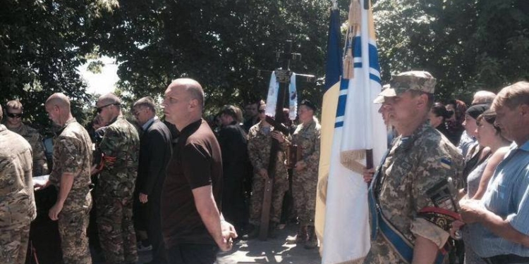 Погиб, прикрыв собой товарищей: Очаковского «морского котика» проводили в последний путь