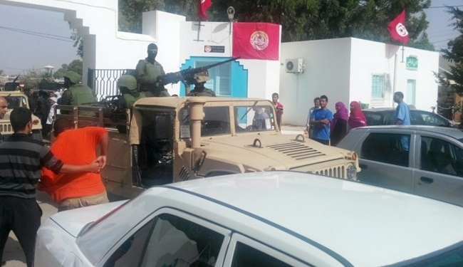 Число жертв теракта возле отеля в Тунисе возросло до 27