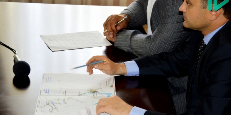 Ремонт дорог в Николаевской области: Мериков говорит, что уже лучше, чем 2 месяца назад, Гранатуров – что «каждая 1 тыс.кв.м асфальта демонстрируется»