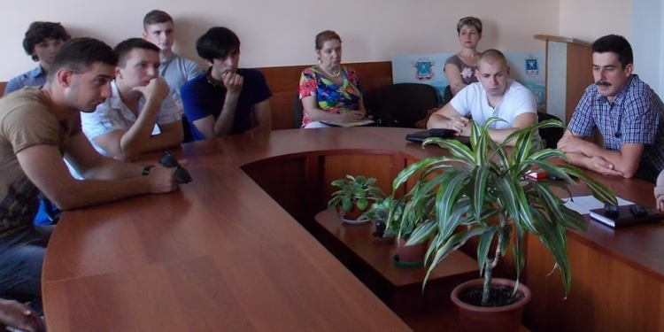 Технологии против коррупции: ПриватБанк и ИТ-волонтеры помогут студентам оцифровать Николаевщину