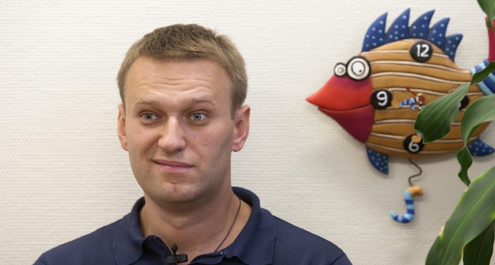 Российскому оппозиционному политику Навальному запретили выезжать из России