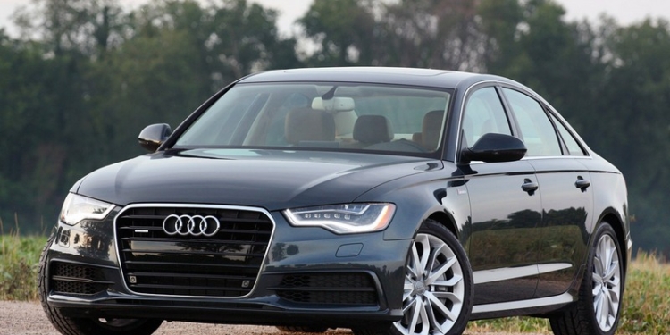 «Гулять» по сайтам бывает полезно: николаевец увидел, что кто-то продает его Audi A6