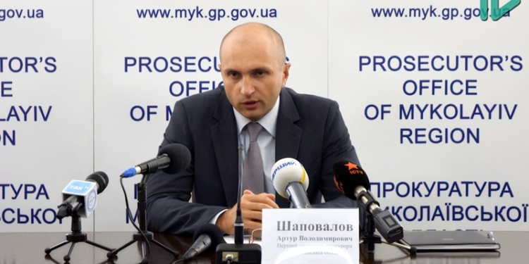 Главный налоговик Жовтневого района, который попался на взятке в $10 тыс., может сесть на 10 лет. Совпадение?