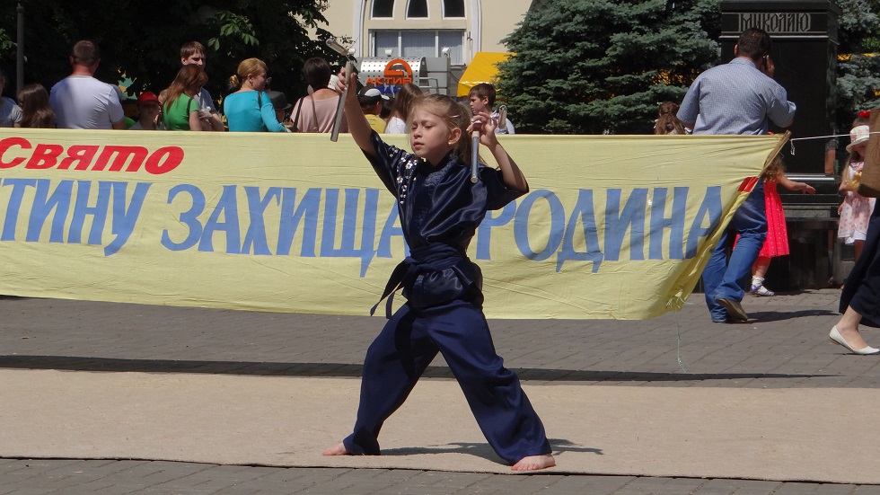 В День защиты детей для николаевцев устроили Ярмарку спорта 13