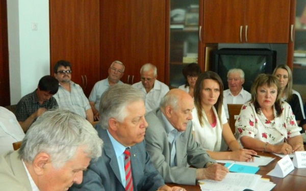 Симоненко и Витренко объединились в “Левую оппозицию”, чтобы бороться за русский язык и против НАТО