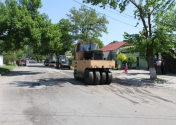 В Николаевском горисполкоме пообещали завершить ямочный ремонт ул. Космонавтов в ближайшее время