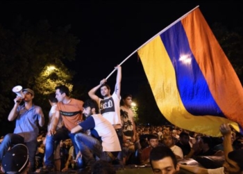 Чего хотят участники акций протеста в Ереване и опасаются ли они вмешательства в ситуацию России?