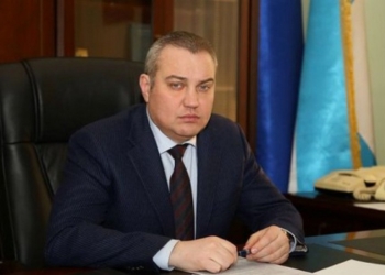 Во двор дома главы Херсонской ОГА бросили взрывчатку, прогремел мощный взрыв