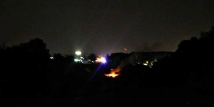 В Полтаве ночью сдетонировали боеприпасы в военном КрАЗе – машина сгорела дотла, жертв нет