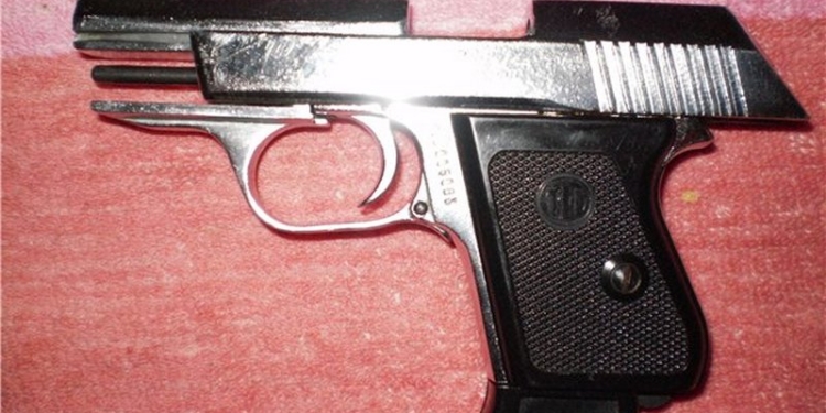 Уже не такой и стартовый: в Николаеве задержали парня с «усовершенствованным» под резинку пистолетом