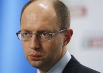 Яценюк предлагает закрывать все объекты с нарушениями пожарной безопасности