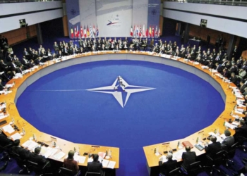 НАТО пересмотрит ядерную стратегию на фоне угрозы со стороны России