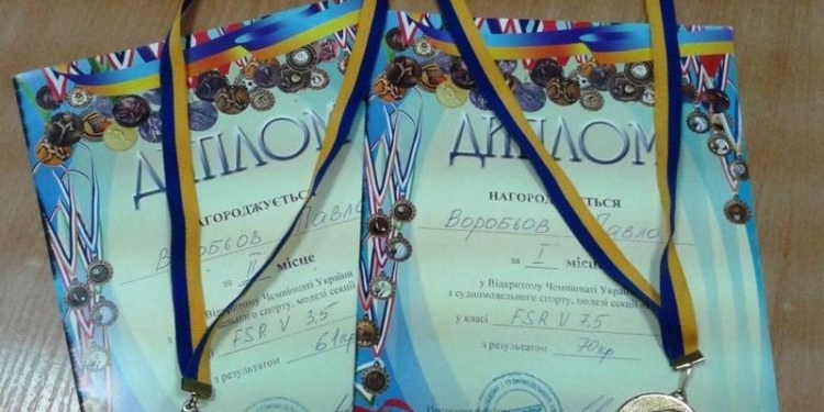 Николаевские судомоделисты вернулись из Киева с медалями и наградами