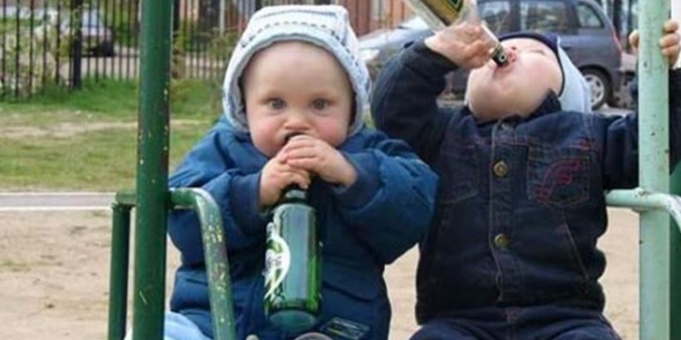 В Киеве 13-летняя девочка отравилась алкоголем