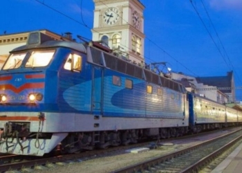 «Укрзализныця» за 5 месяцев этого года понесла убытки в 3,3 миллиарда гривен от перевозки пассажиров