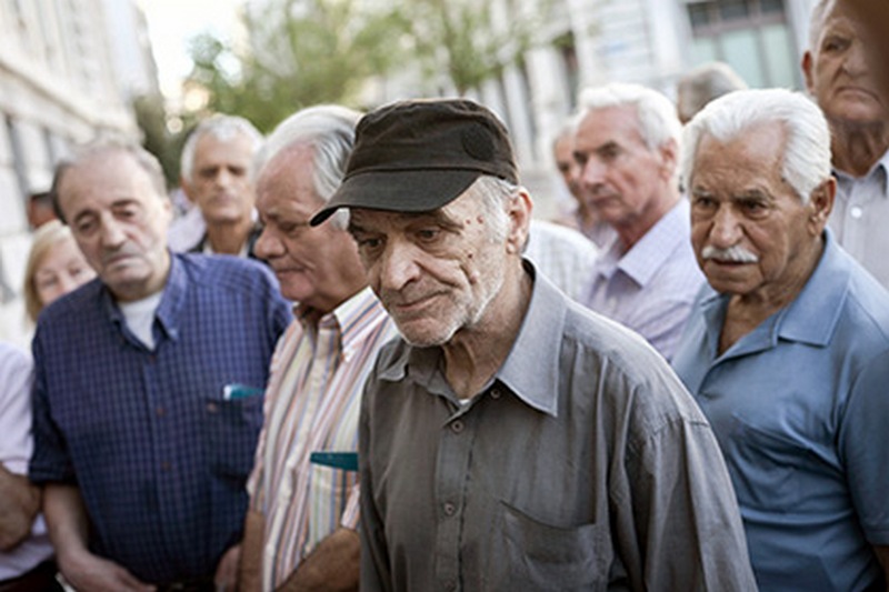 В Греции повысят пенсионный возраст 1