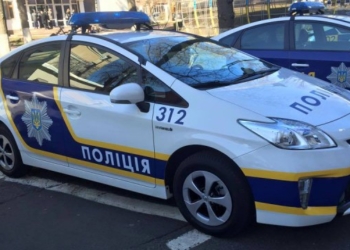 Автомобили патрульной службы еще не застрахованы