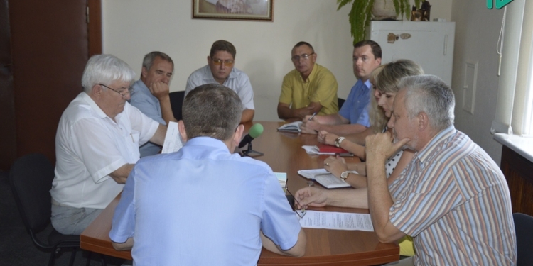 Что должно быть раньше – устав или ТЭО: в Николаеве снова спорили о коммунальном пароходстве