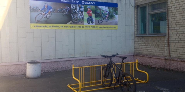 В Николаевской больнице скорой помощи появилась велопарковка