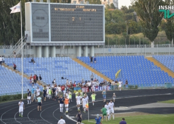 МФК «Николаев», забив два гола в компенсированное время, стартовал в новом чемпионате с волевой победы над краматорским «Авангардом»